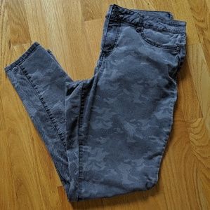 Camo jeggings size XL-LONG